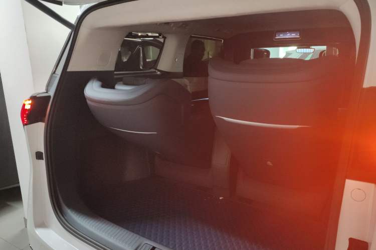 Used Buick Century 2025 2.0T Four-Seat Private Edition Trunk