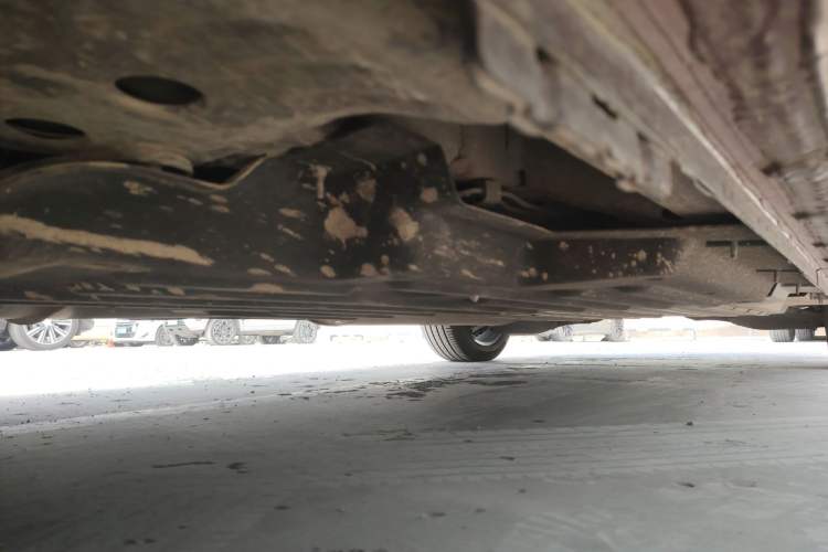 Used Buick Century 2023 2.0T Seven-Seater Yinshi Edition Chassis Front Left