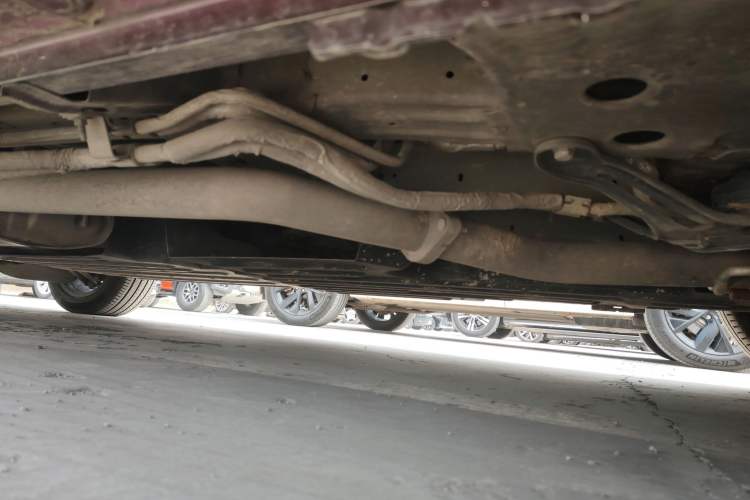 Used Buick Century 2023 2.0T Seven-Seater Yinshi Edition Chassis Front Right