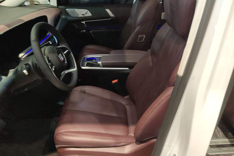 Used Buick Century 2023 2.0T Six-Seater Yinshi Edition Left Front Seat