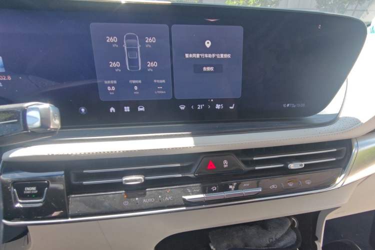 Used Buick Century 2023 2.0T Six-Seater Yinshi Edition Audio And AC Panel