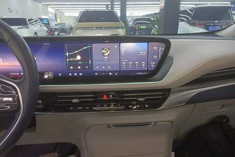 Used Buick Century 2023 2.0T Seven-Seater Yinshi Edition Audio And AC Panel
