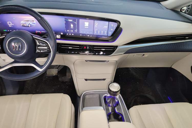 Used Buick Century 2023 2.0T Seven-Seater Yinshi Edition Audio And AC Panel