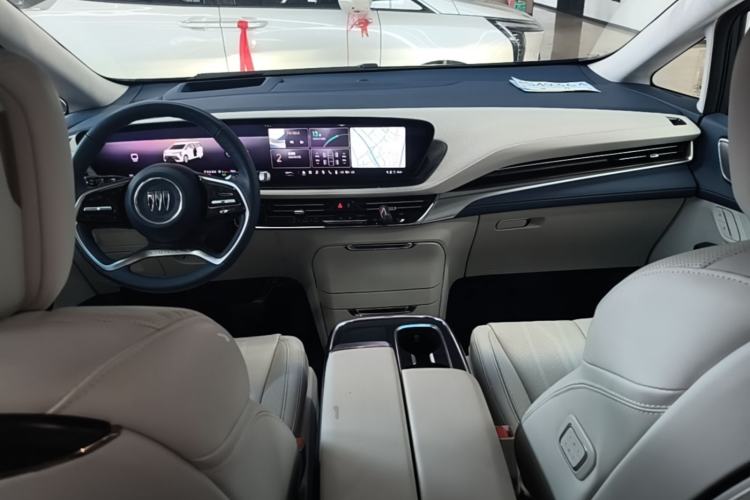 Used Buick Century 2023 2.0T Six-Seater Yinshi Edition Center Console