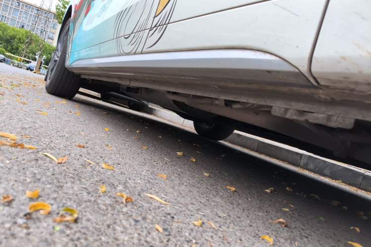 Used Buick Century 2023 2.0T Seven-Seater Yinshi Edition Chassis Front Right