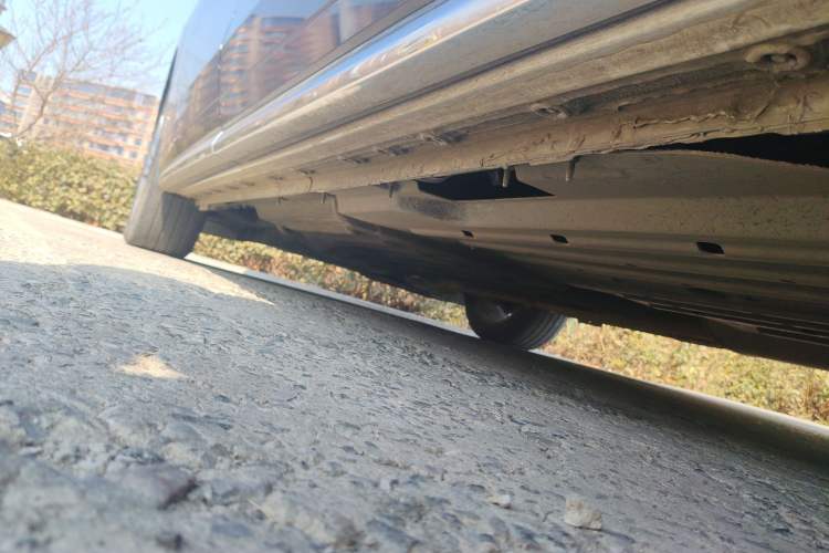 Used Buick Century 2023 2.0T Six-Seater Yinshi Edition Chassis Rear Left