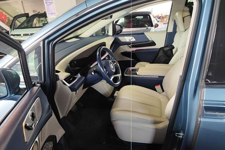 Used Buick Century 2023 2.0T Seven-Seater Yinshi Edition Driver Seat