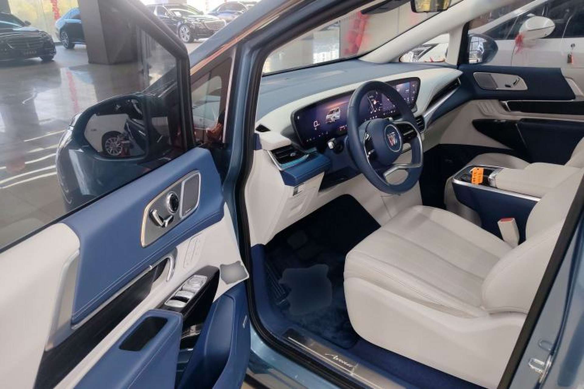 Used Buick Century 2023 2.0T Seven-Seater Yinshi Edition Driver Seat