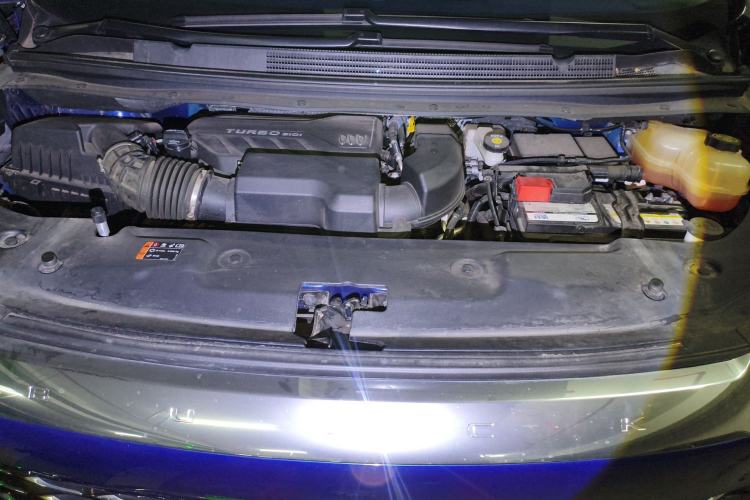 Used Buick Century 2023 2.0T Six-Seater Yinshi Edition Engine Bay