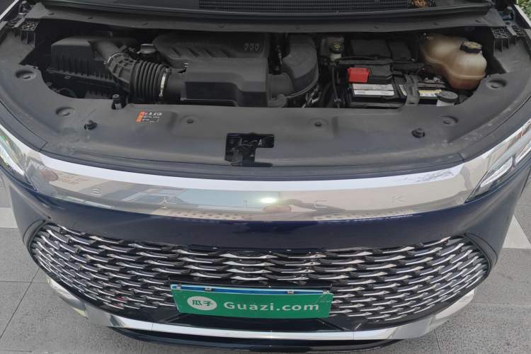 Used Buick Century 2023 2.0T Six-Seater Yinshi Edition Engine Bay