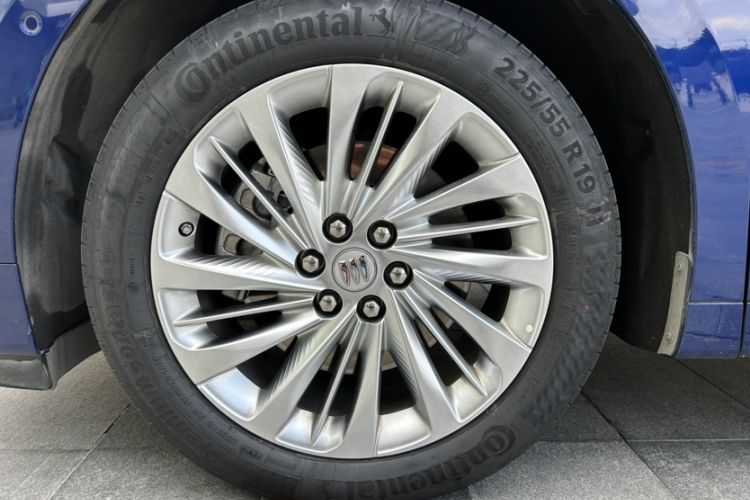 Used Buick Century 2023 2.0T Six-Seater Yinshi Edition Exterior 4