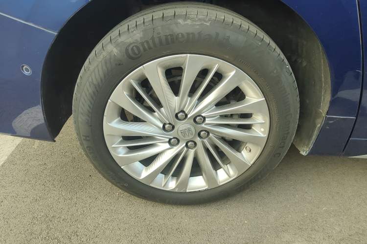 Used Buick Century 2023 2.0T Six-Seater Yinshi Edition Exterior 8