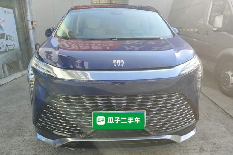 Used Buick Century 2023 2.0T Six-Seater Yinshi Edition Front