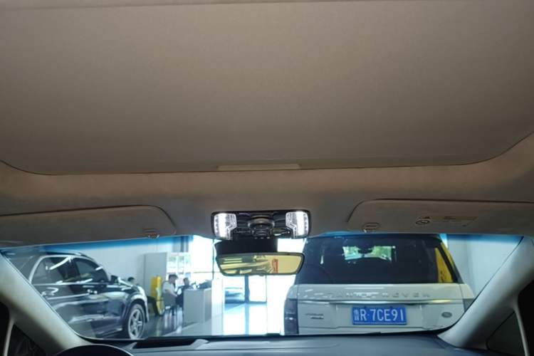 Used Buick Century 2023 2.0T Six-Seater Yinshi Edition Headliner
