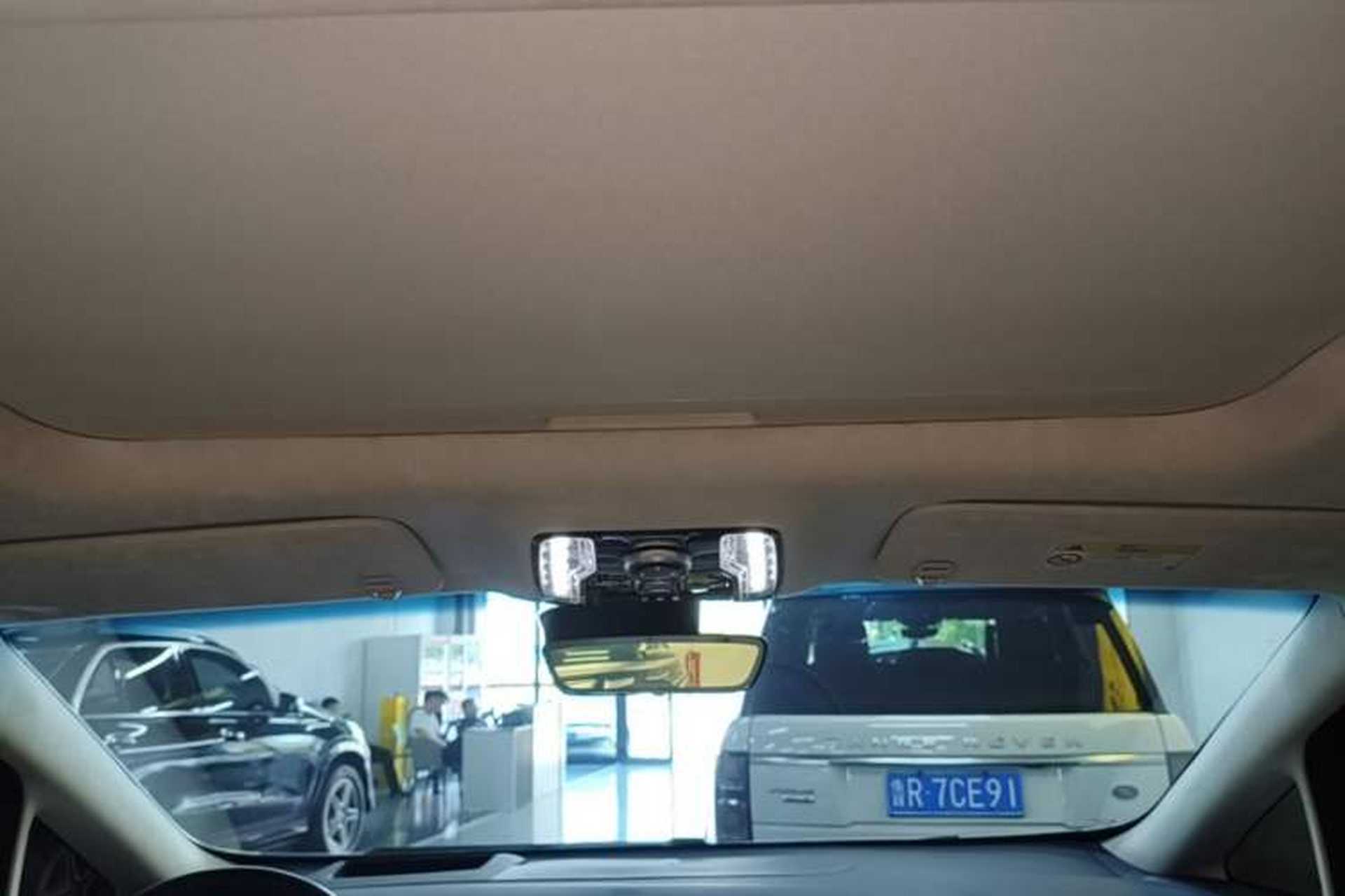 Used Buick Century 2023 2.0T Six-Seater Yinshi Edition Headliner