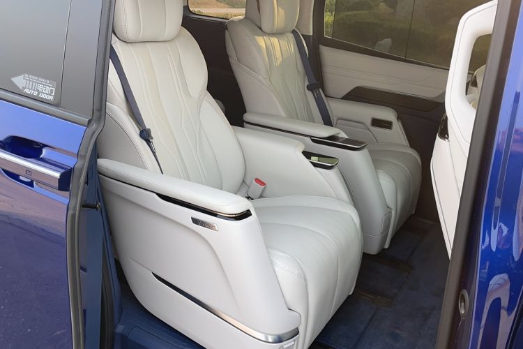 Used Buick Century 2023 2.0T Six-Seater Yinshi Edition Interior 1