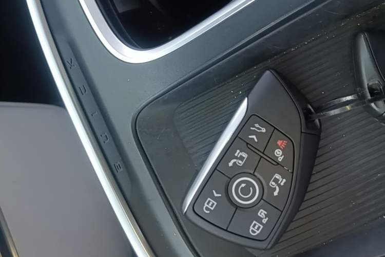 Used Buick Century 2023 2.0T Seven-Seater Yinshi Edition Interior 1