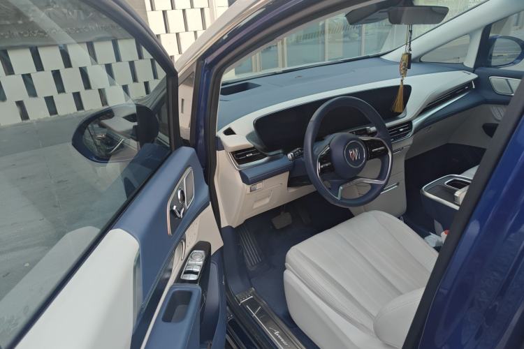 Used Buick Century 2023 2.0T Six-Seater Yinshi Edition Interior 3