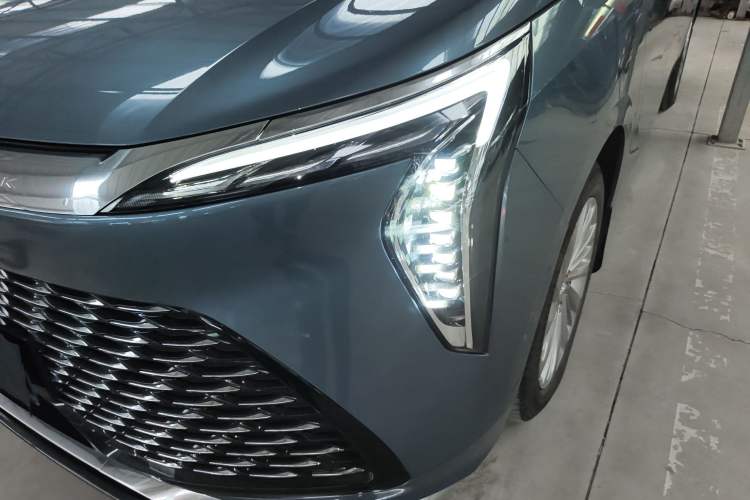 Used Buick Century 2023 2.0T Seven-Seater Yinshi Edition Left Front Headlight