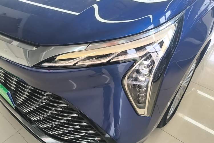 Used Buick Century 2023 2.0T Six-Seater Yinshi Edition Left Front Headlight