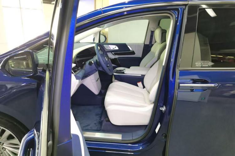 Used Buick Century 2023 2.0T Six-Seater Yinshi Edition Left Front Seat