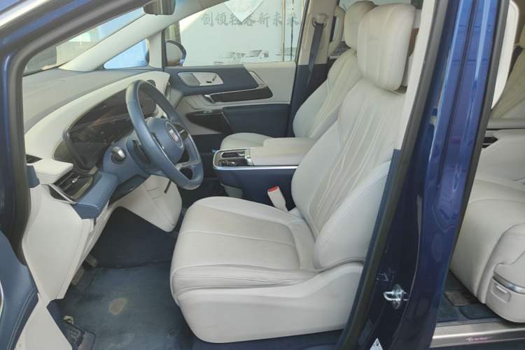 Used Buick Century 2023 2.0T Six-Seater Yinshi Edition Left Front Seat