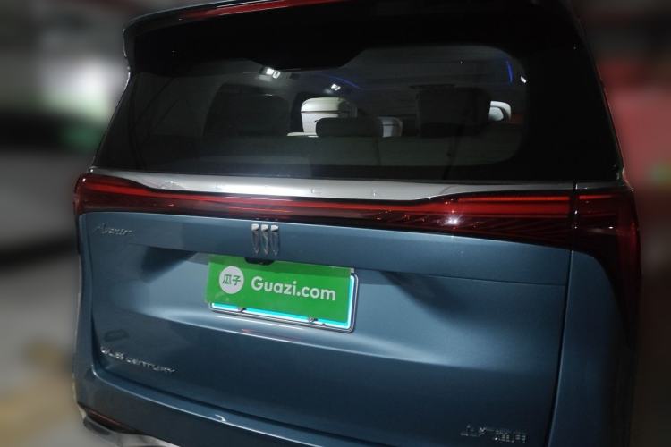 Used Buick Century 2023 2.0T Seven-Seater Yinshi Edition Rear