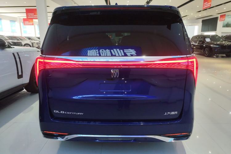 Used Buick Century 2023 2.0T Six-Seater Yinshi Edition Rear