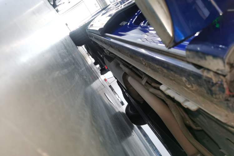 Used Buick Century 2023 2.0T Six-Seater Yinshi Edition Right Side Sill
