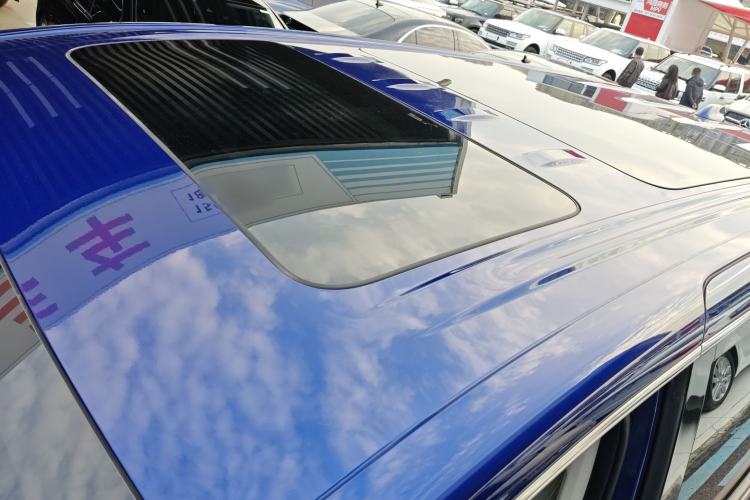 Used Buick Century 2023 2.0T Six-Seater Yinshi Edition Roof