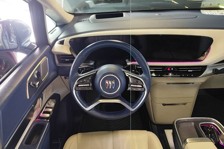 Used Buick Century 2023 2.0T Seven-Seater Yinshi Edition Steering Wheel