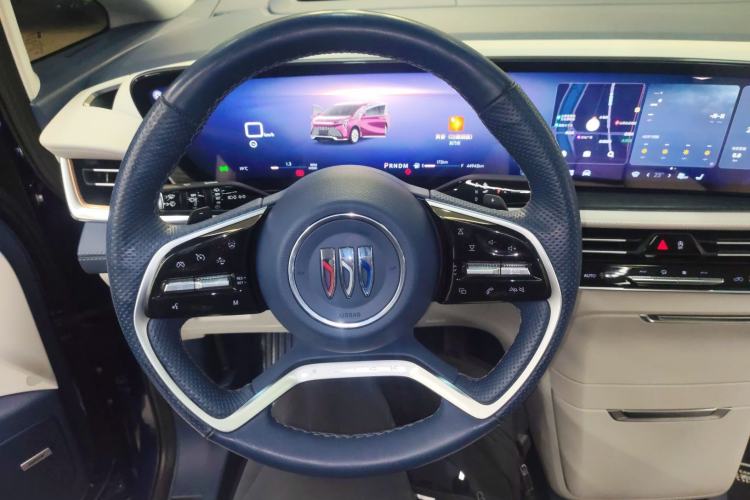 Used Buick Century 2023 2.0T Six-Seater Yinshi Edition Steering Wheel