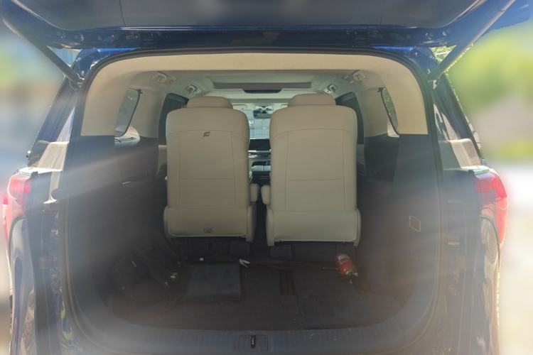 Used Buick Century 2023 2.0T Six-Seater Yinshi Edition Trunk
