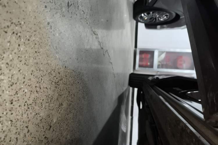 Used Buick Century 2023 2.0T Seven-Seater Deluxe Edition Right Side Sill