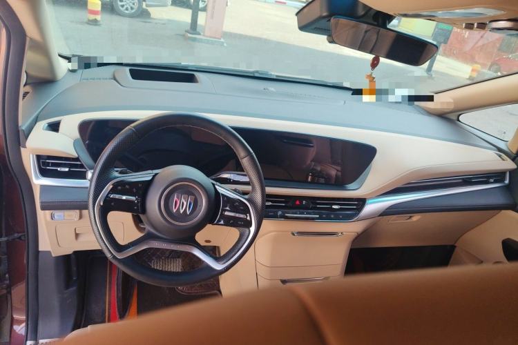 Used Buick Century 2023 2.0T Seven-Seater Yinshi Edition Center Console