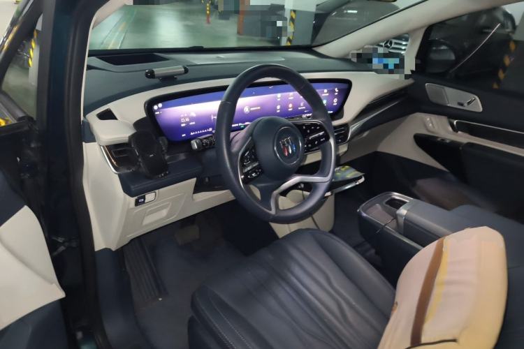Used Buick Century 2023 2.0T Four-Seat Private Edition Center Console