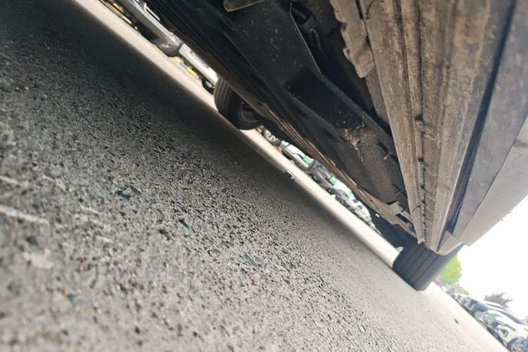 Used Buick Century 2023 2.0T Six-Seater Yinshi Edition Chassis Front Left
