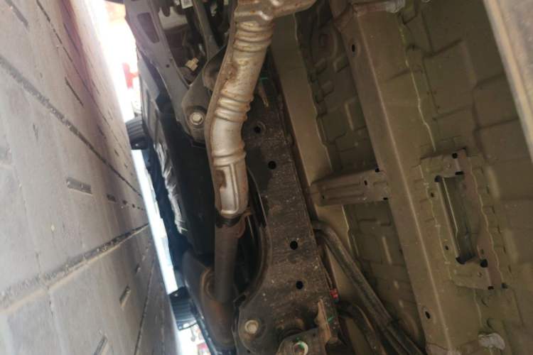 Used Buick Century 2023 2.0T Seven-Seater Yinshi Edition Chassis Rear
