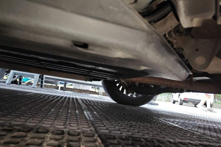 Used Buick Century 2023 2.0T Four-Seat Private Edition Chassis Rear