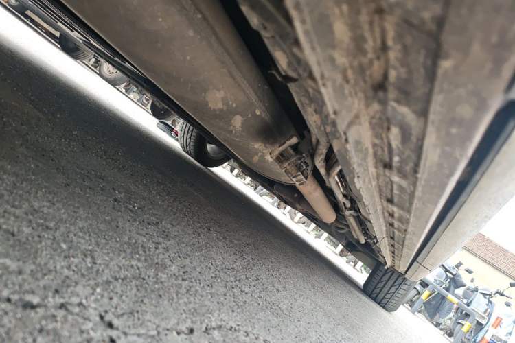 Used Buick Century 2023 2.0T Six-Seater Yinshi Edition Chassis Rear Right