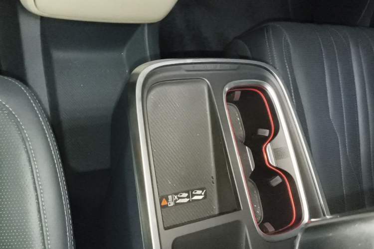 Used Buick Century 2023 2.0T Four-Seat Private Edition Gear Lever