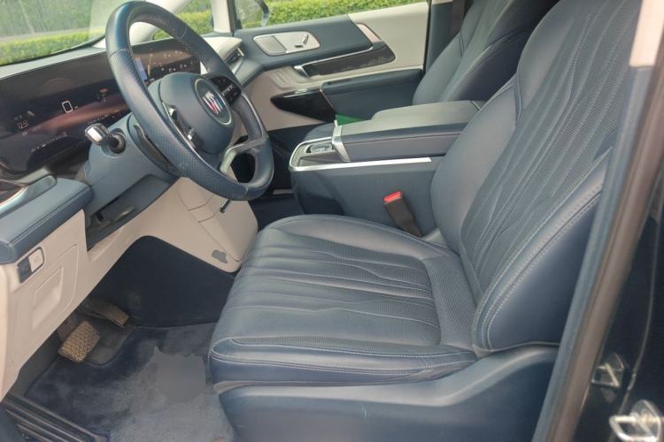 Used Buick Century 2023 2.0T Four-Seat Private Edition Left Front Seat