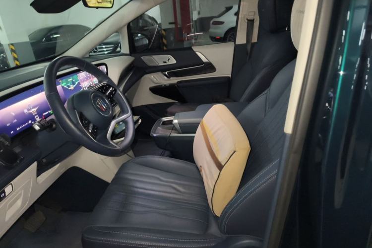 Used Buick Century 2023 2.0T Four-Seat Private Edition Left Front Seat