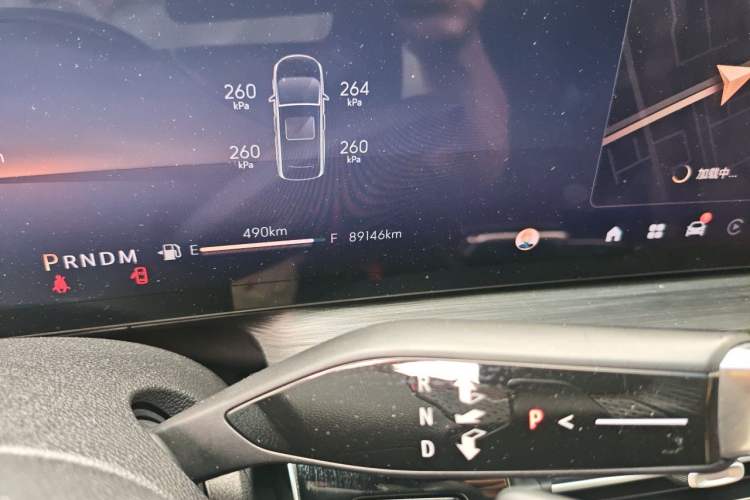 Used Buick Century 2023 2.0T Six-Seater Yinshi Edition Odometer Close Up