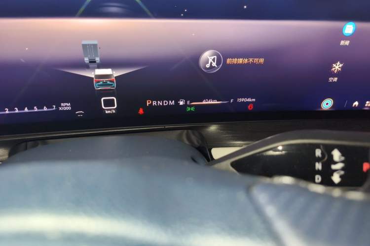 Used Buick Century 2023 2.0T Four-Seat Private Edition Odometer Close Up