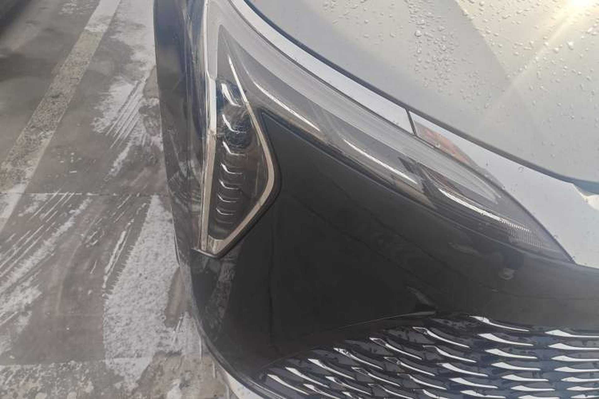 Used Buick Century 2023 2.0T Four-Seat Private Edition Right Front Headlight