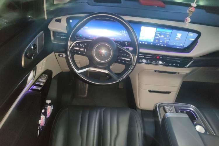Used Buick Century 2023 2.0T Four-Seat Private Edition Steering Wheel