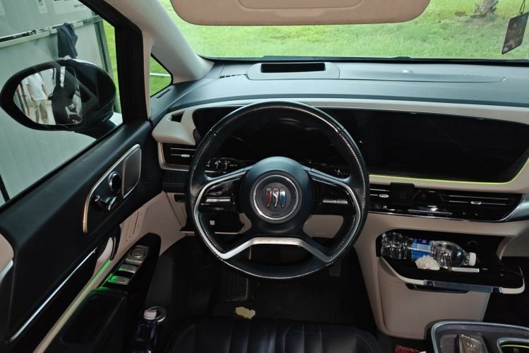 Used Buick Century 2023 2.0T Four-Seat Private Edition Steering Wheel