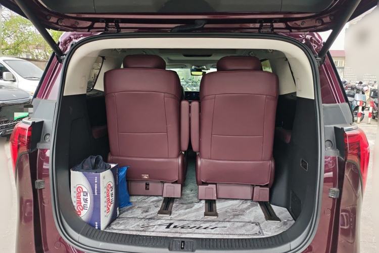 Used Buick Century 2023 2.0T Six-Seater Yinshi Edition Trunk