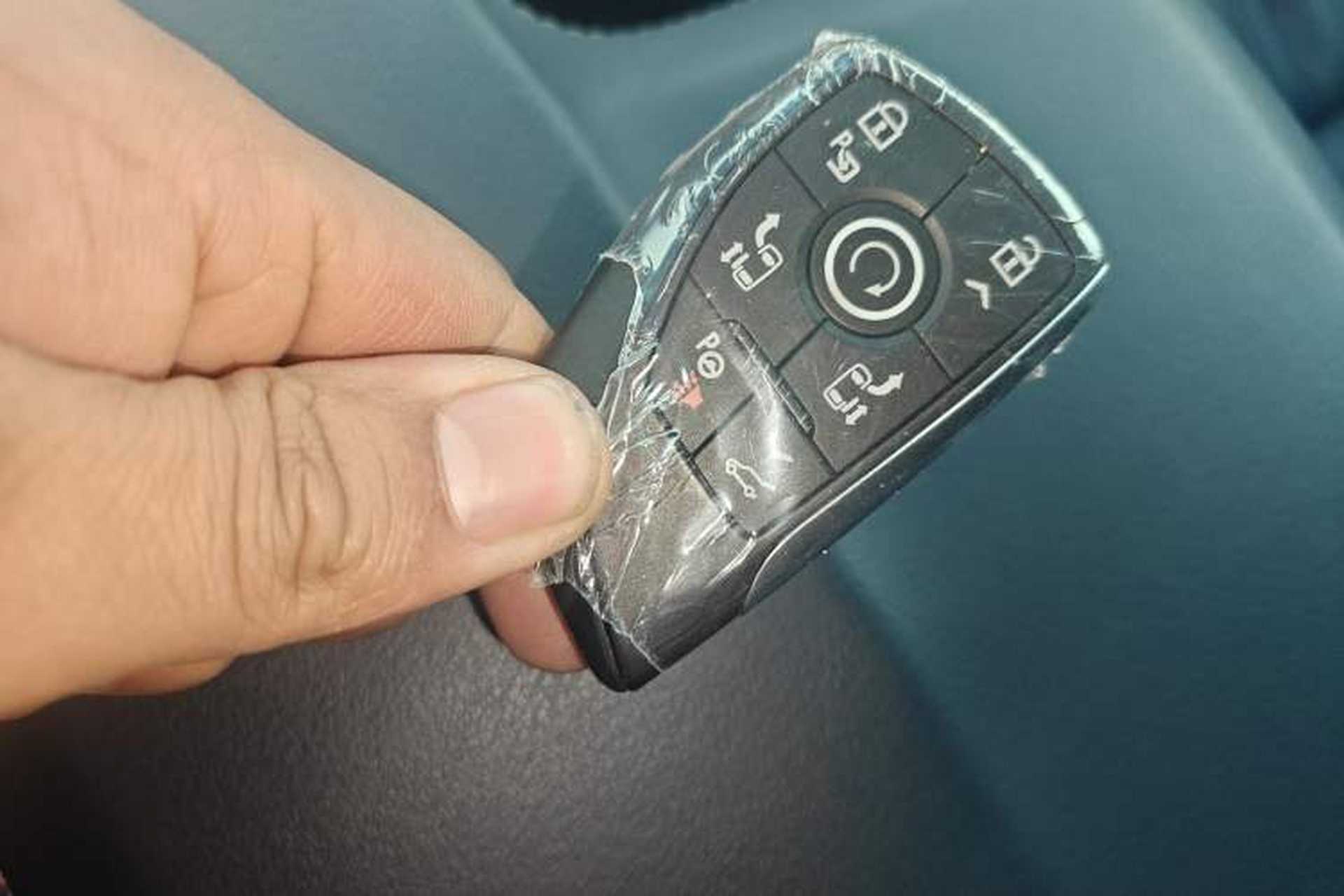 Used Buick Century 2023 2.0T Four-Seat Private Edition Vehicle Key